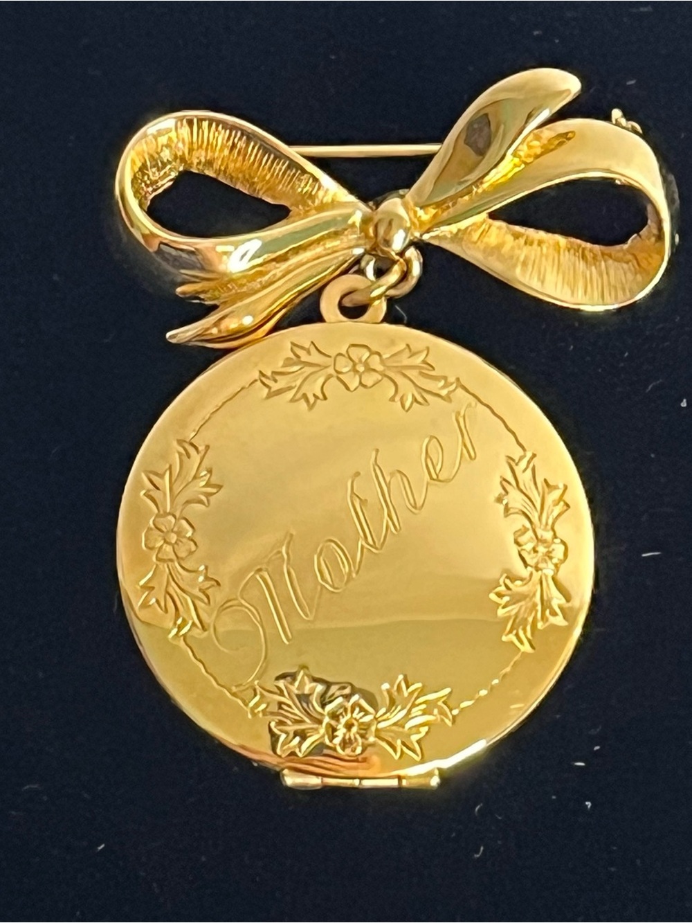 Vintage Monet Gold-tone Double Photo Bow Locket Brooch-